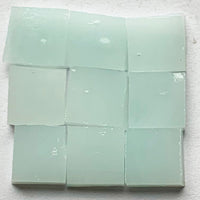 Detalle de Tiffany Glacier Azul hielo con nueve teselas de vidrio