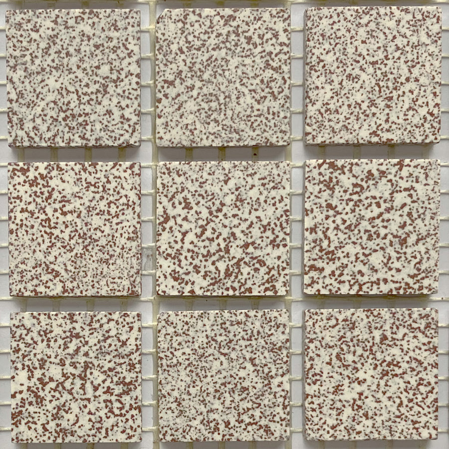 Winckelmans Rouge 210 Mouchetés – tessere di mosaico opache da 20x20 mm su rete