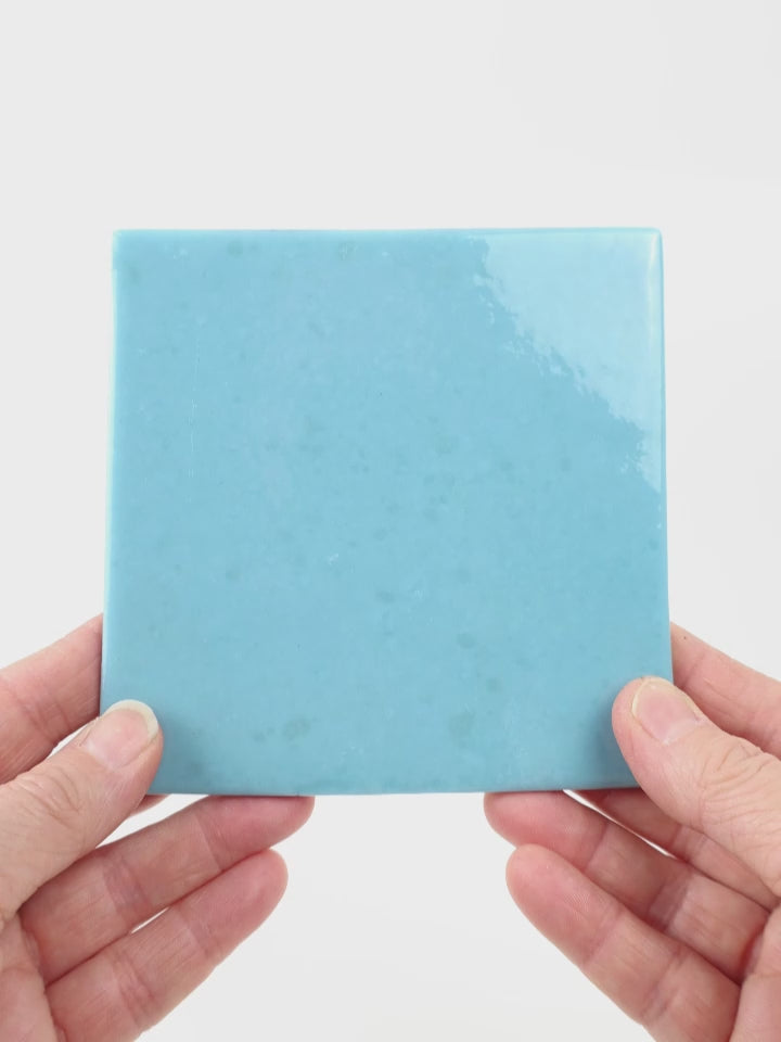 Video showing Morasutti Smalti mosaic tile – blue – 11.5 x 11.5 cm, rotated to show full tile