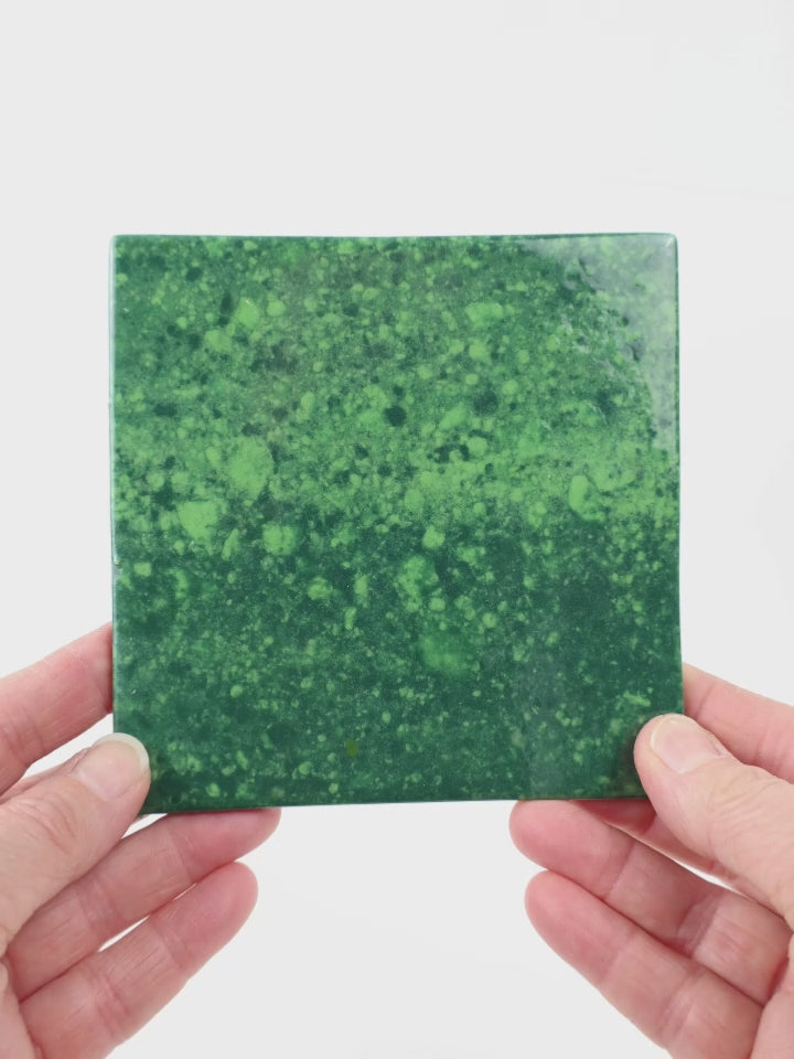 Video showing Morasutti Smalti mosaic tile – green – 11.5 x 11.5 cm, rotated to show full tile