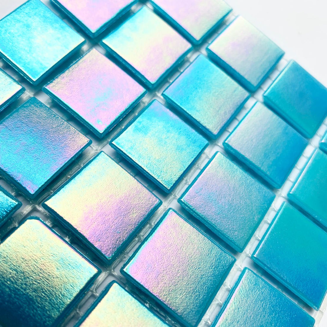 Verre Mosaique - glass mosaic -Glasmosaik-glasmozaïek-Glasmozaiek Iriserend 20mm Zee - mosaicshop