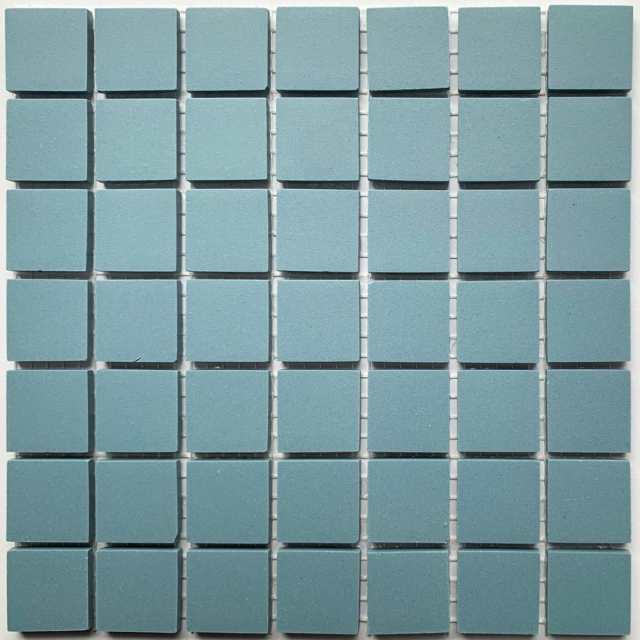 Winckelmans Bleu – tessere di mosaico opache da 20x20 mm su rete