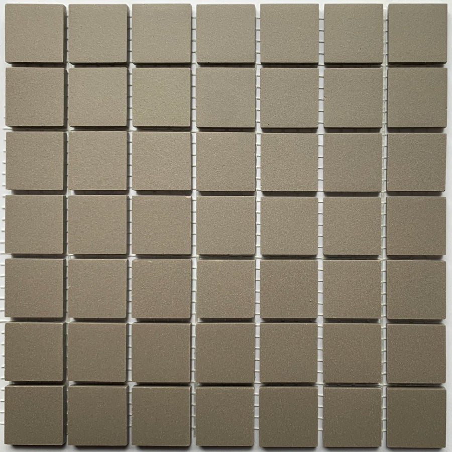 Winckelmans Gris – teselas de mosaico mates de 20x20 mm sobre malla